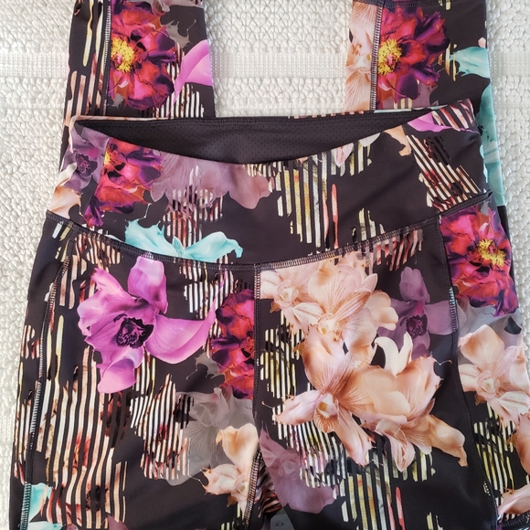 CALIA by CARRIE UNDERWOOD ATHLETIC PANTS - Picture 9 of 9